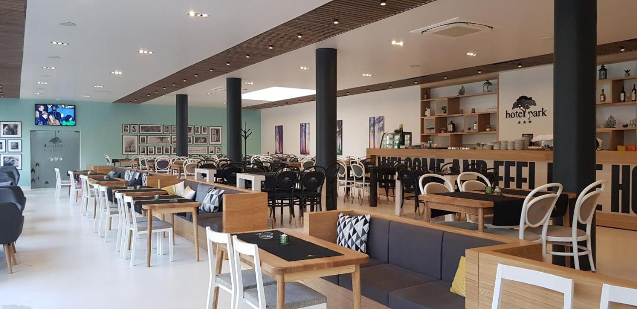 Park Hotel Bihać Екстериор снимка