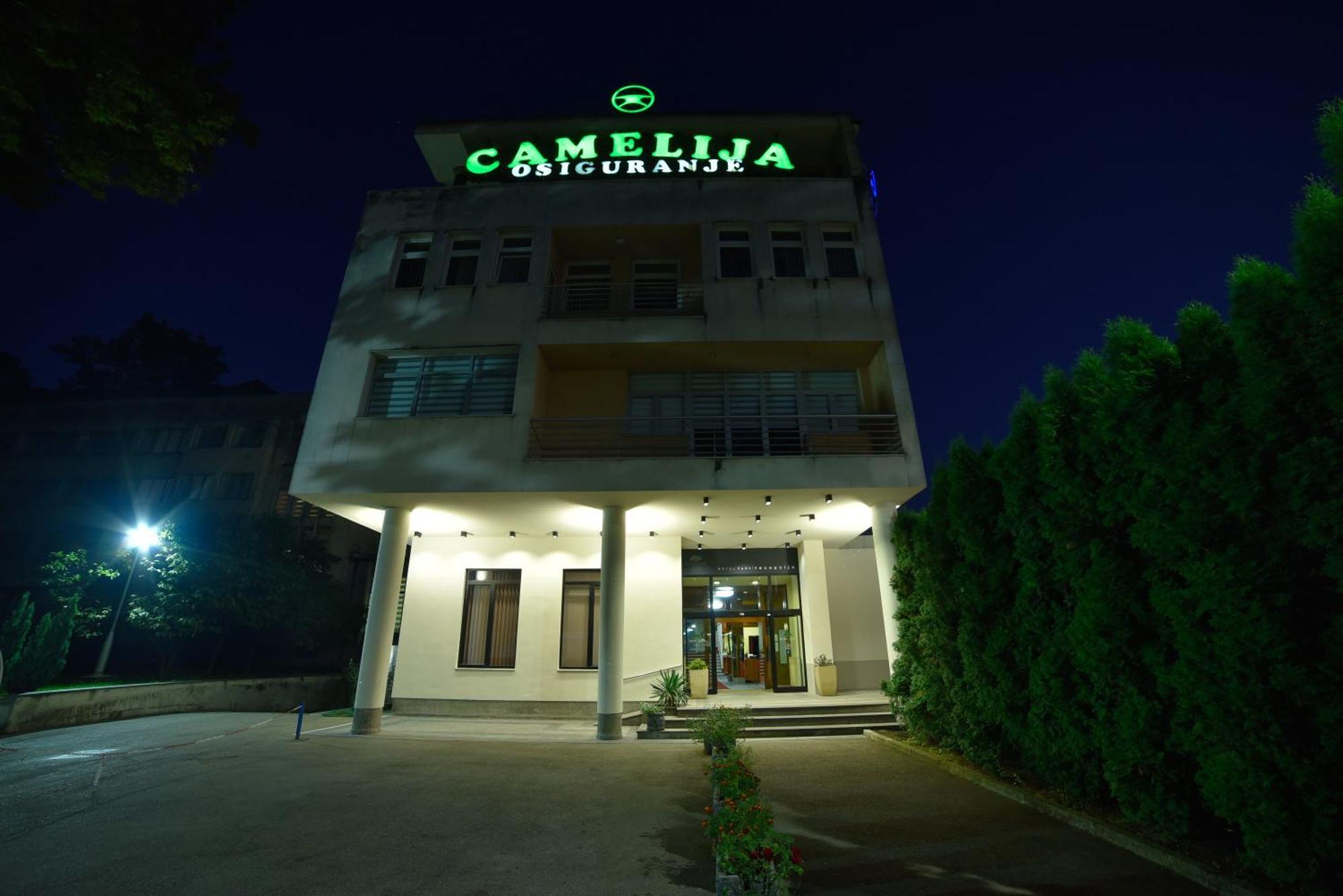 Park Hotel Bihać Екстериор снимка