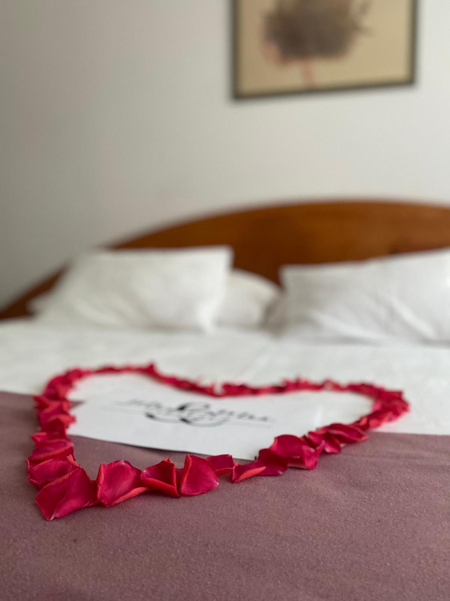 Park Hotel Bihać Екстериор снимка