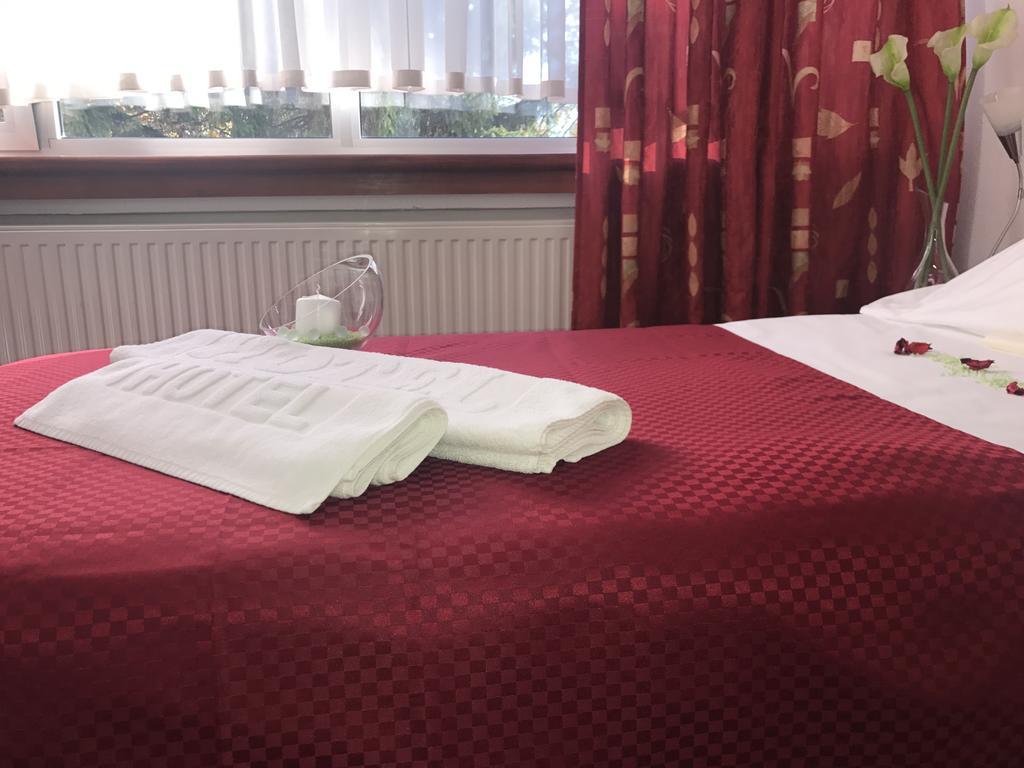 Park Hotel Bihać Екстериор снимка